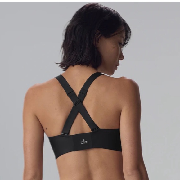 ALO Yoga airlift strength sports bra - Picture 2 of 10